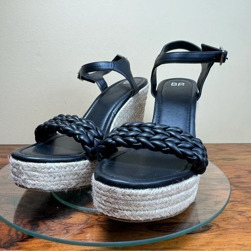 bp nwot shoes